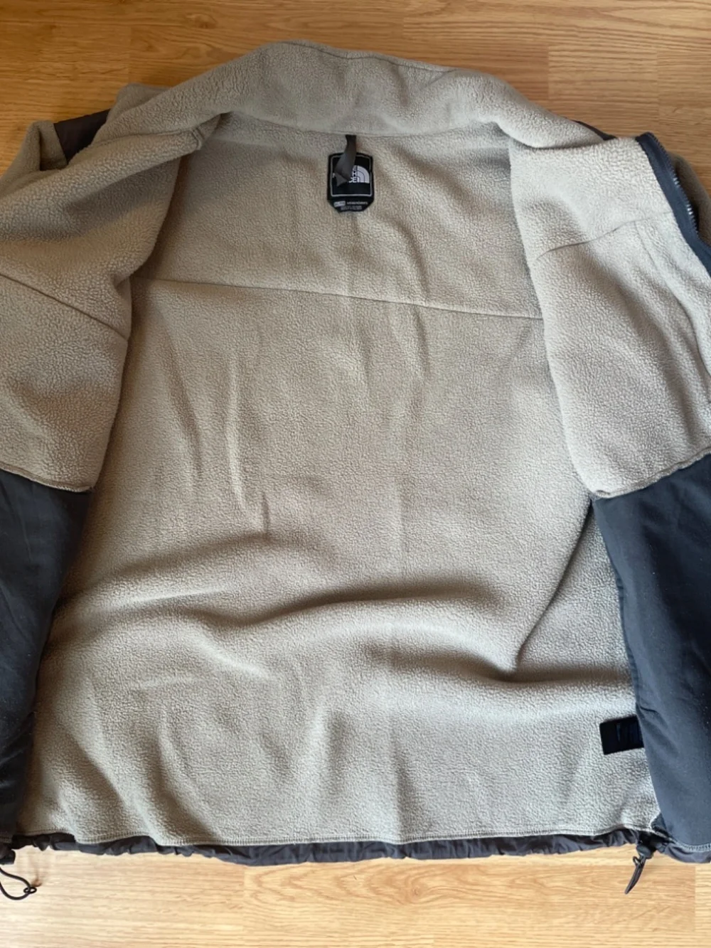 The North Face Men’s Gray & Beige Colorblock Fleece Jacket Size XXL